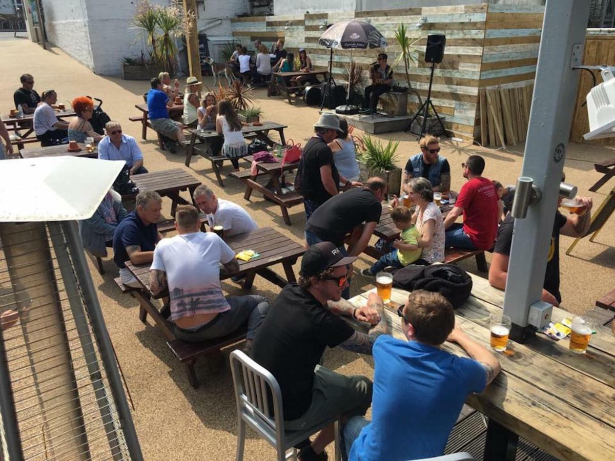 St Christopher'S Inn Newquay New Quay Exterior foto